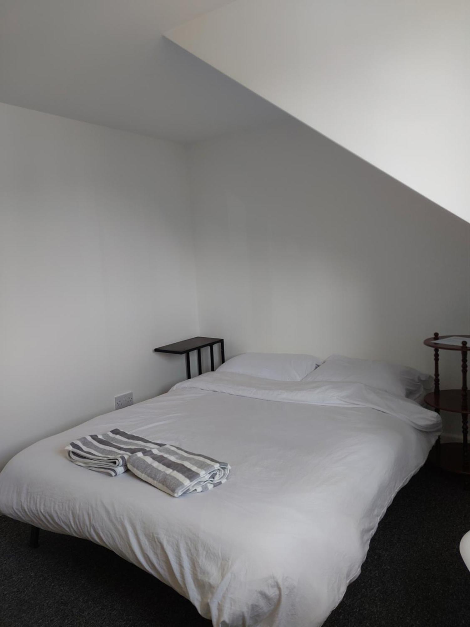 Joyful Room Rainham  Ngoại thất bức ảnh